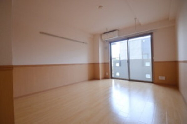 ウィスタリアの物件内観写真